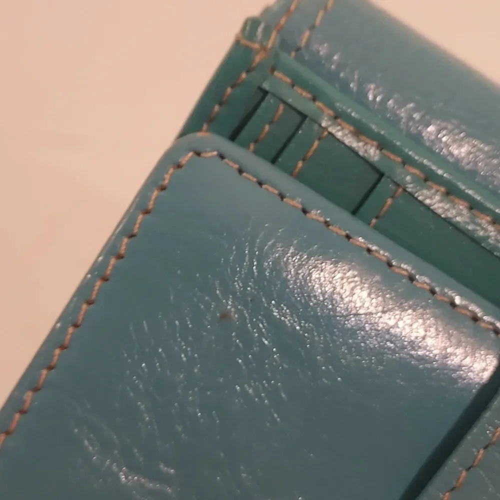 Kenneth Cole Reaction Leather Blue Bifold Wallet